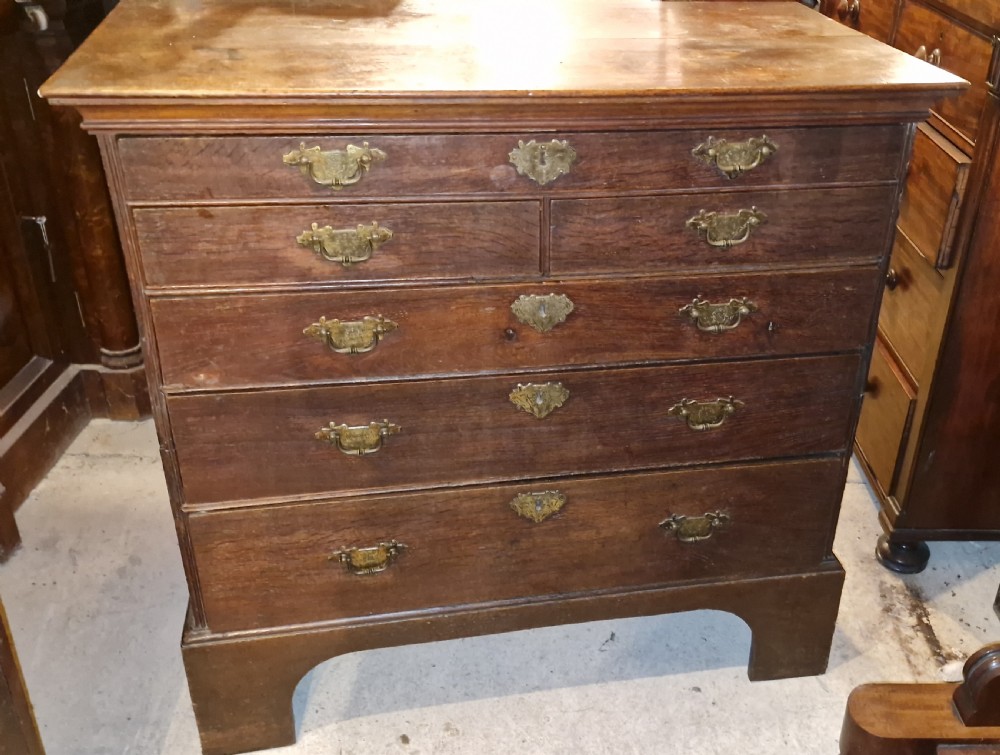 18th century Georgian oak chest of drawers  View II