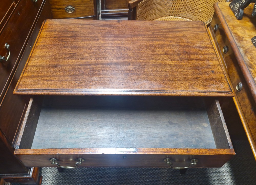 Elegant late Georgian mahogany single drawer side table.  View III