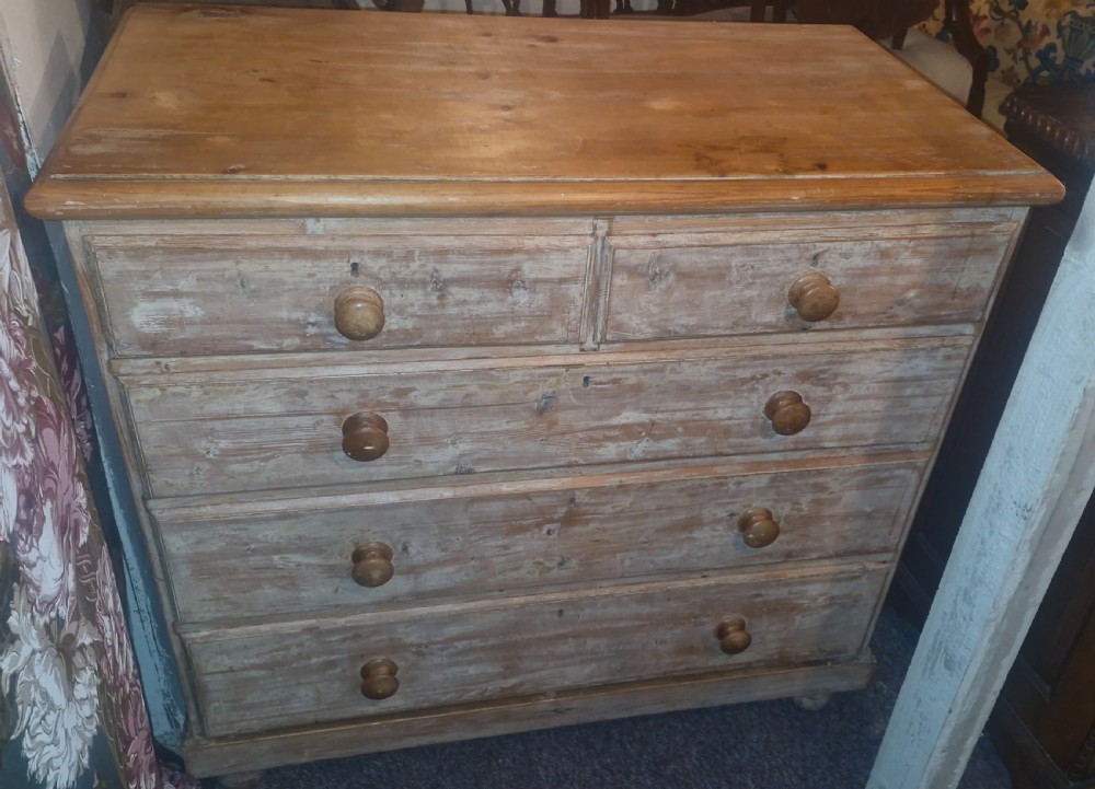 Mid 19th century good sized pine chest of drawers.  View IV