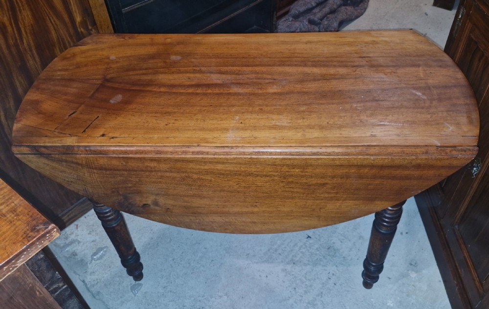 Late 19th century fruitwood kitchen table. View V