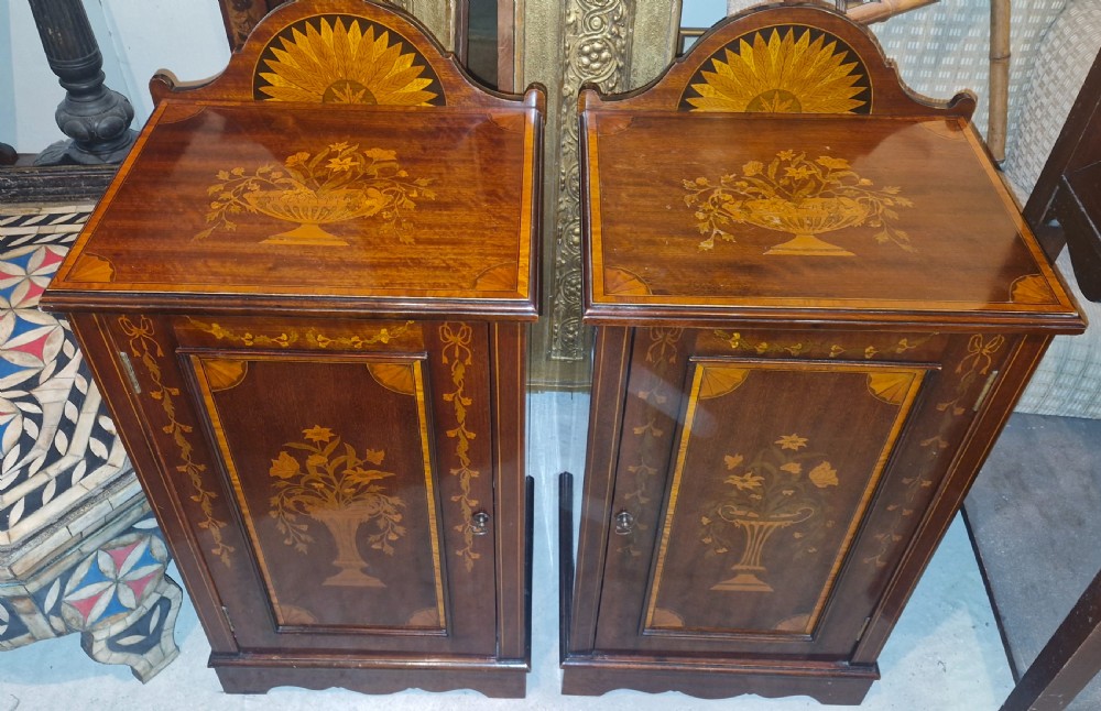 Pair of Edwardian inlaid mahogany bedside cabinets. View VII