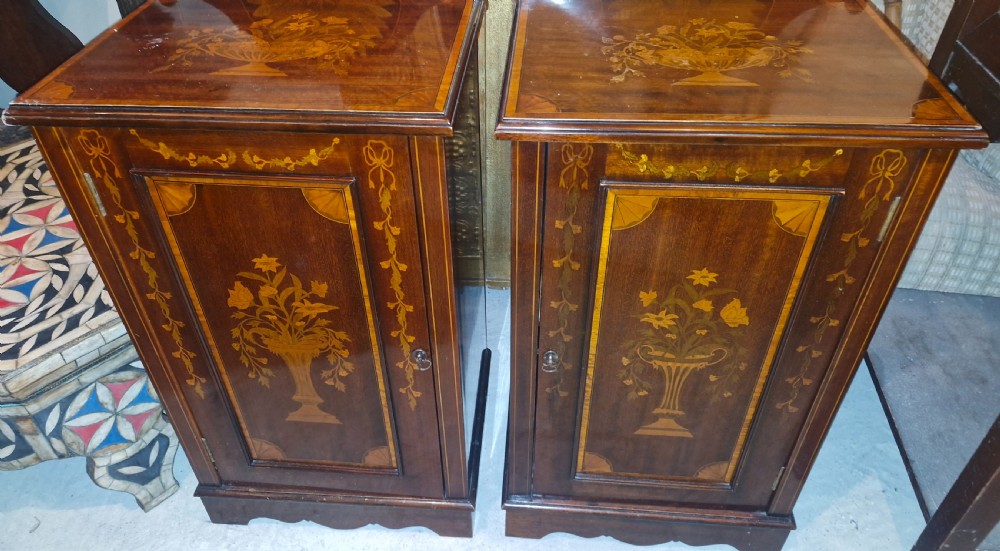 Pair of Edwardian inlaid mahogany bedside cabinets. View IX