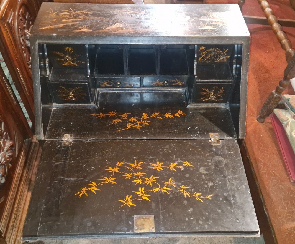 Small lacquered bureau with hoof feet. View XVII