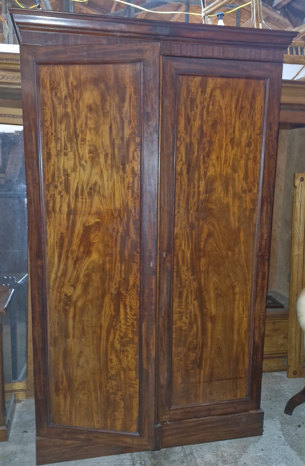 Regency mahogany 2 door wardrobe. 