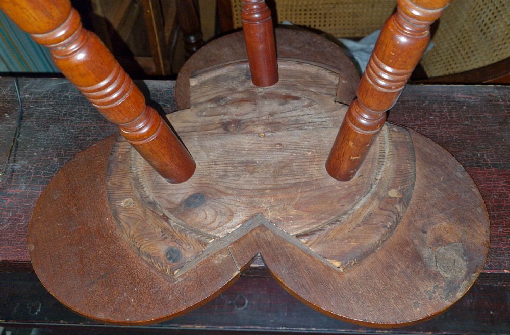 Late Victorian 2 tier clover leaf occasional table. View V