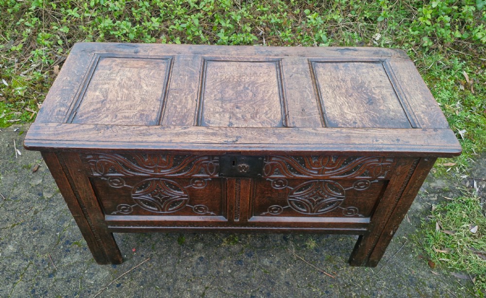 Early 18th century panelled oak coffer.  View IV