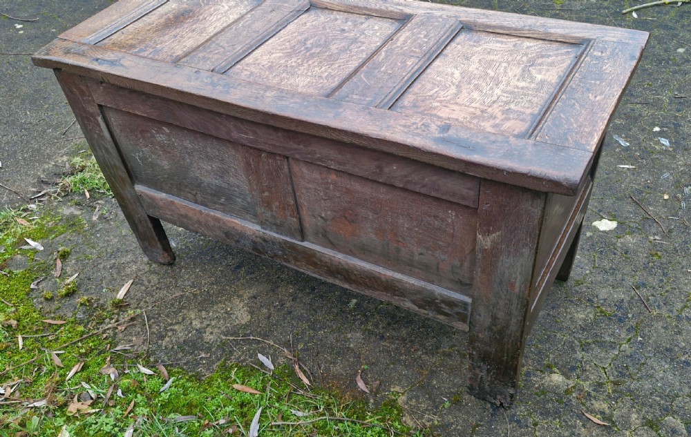Early 18th century panelled oak coffer.  View VIII