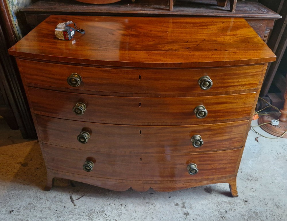Late Georgian mahogany 4 drawer chest of drawers. 