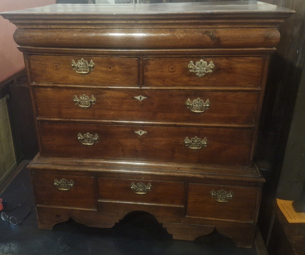 Early 18th century walnut chest on stand View III