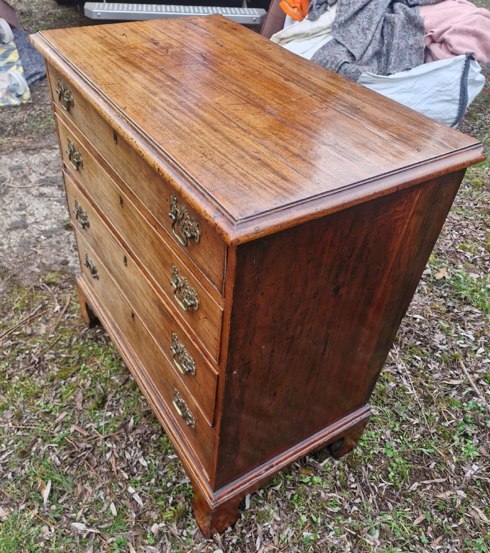 Late Georgian mahogany chest of 4 drawers.  View V