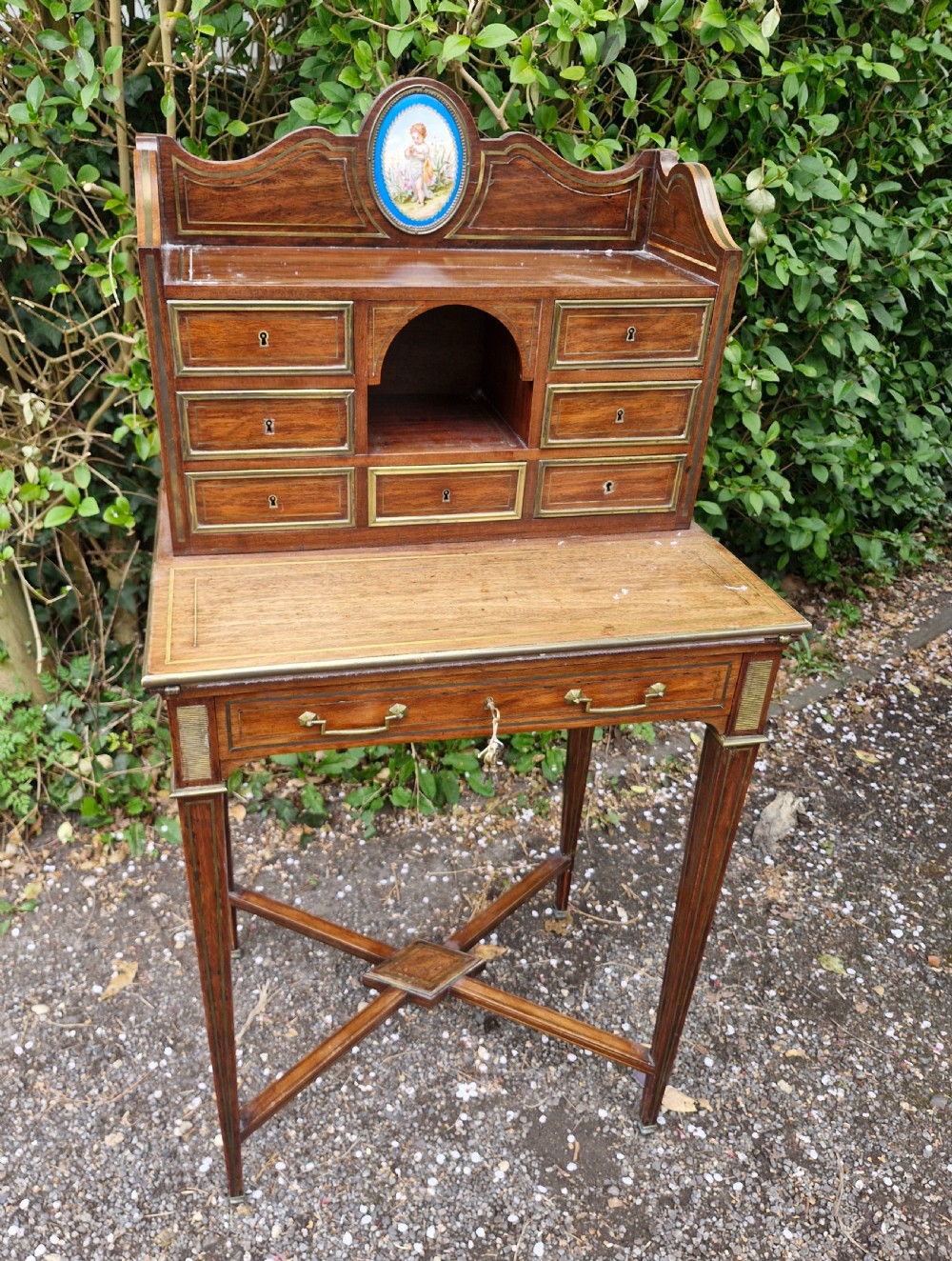 Mahogany brass inlaid Ladys writing desk. View XV