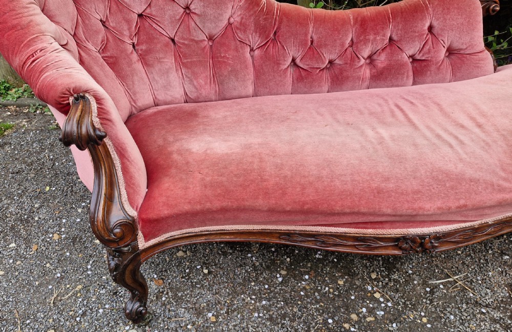 Mid 19th century rosewood upholstered chaise longue.  View VI