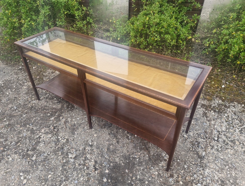 Inlaid mahogany double bijouterie display table. View IX