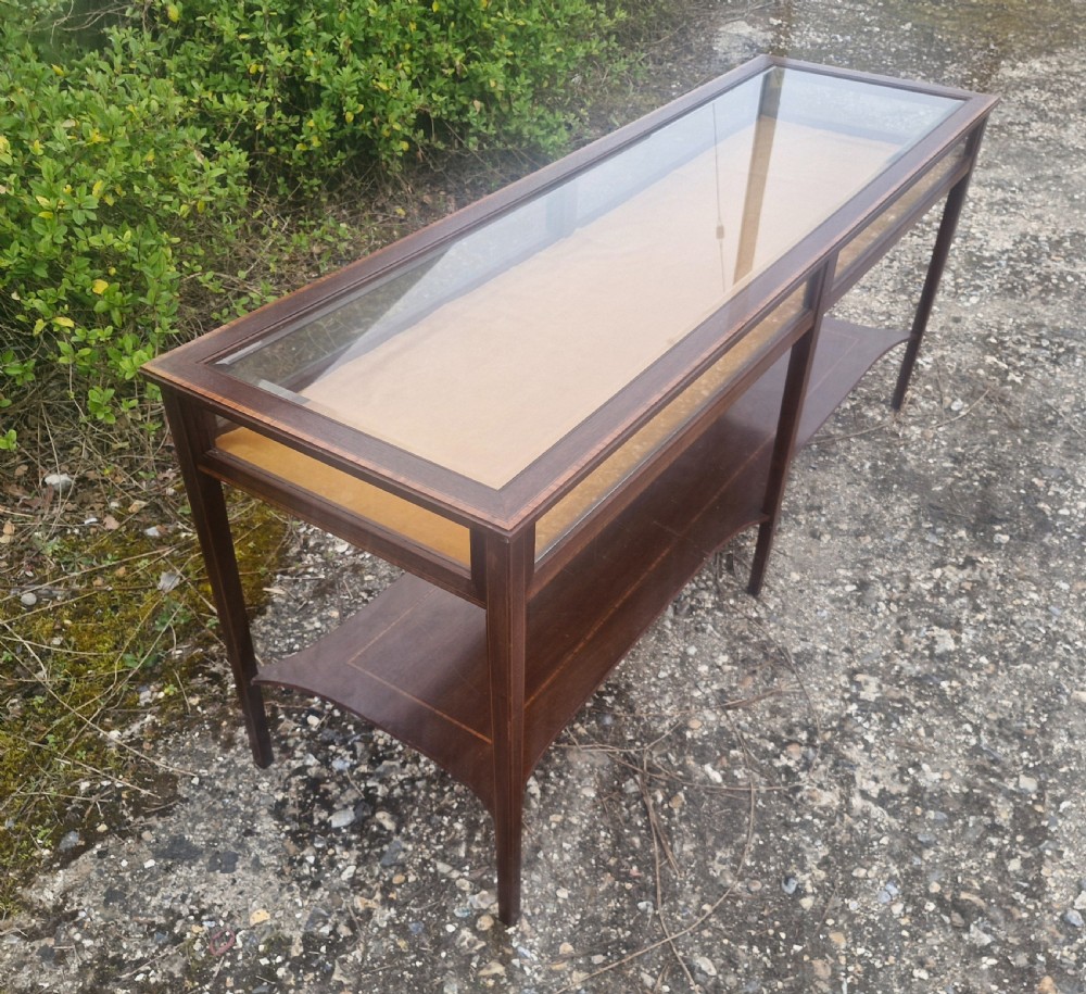 Inlaid mahogany double bijouterie display table. View XII