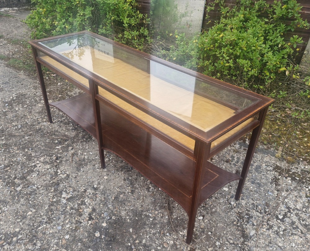 Inlaid mahogany double bijouterie display table. View XVI