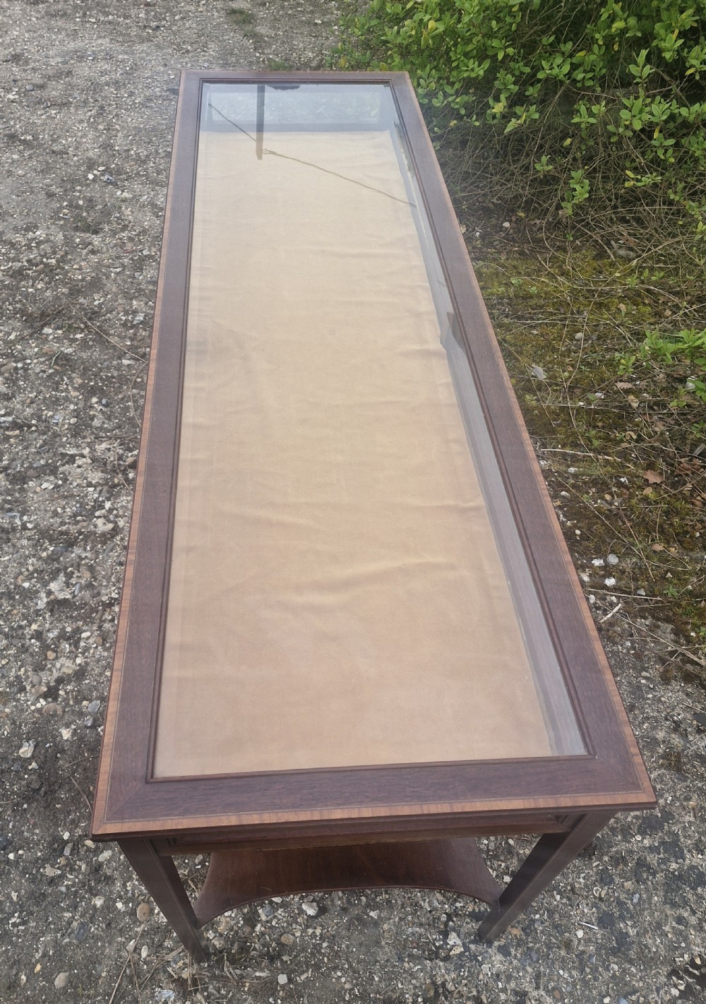 Inlaid mahogany double bijouterie display table. View XVII