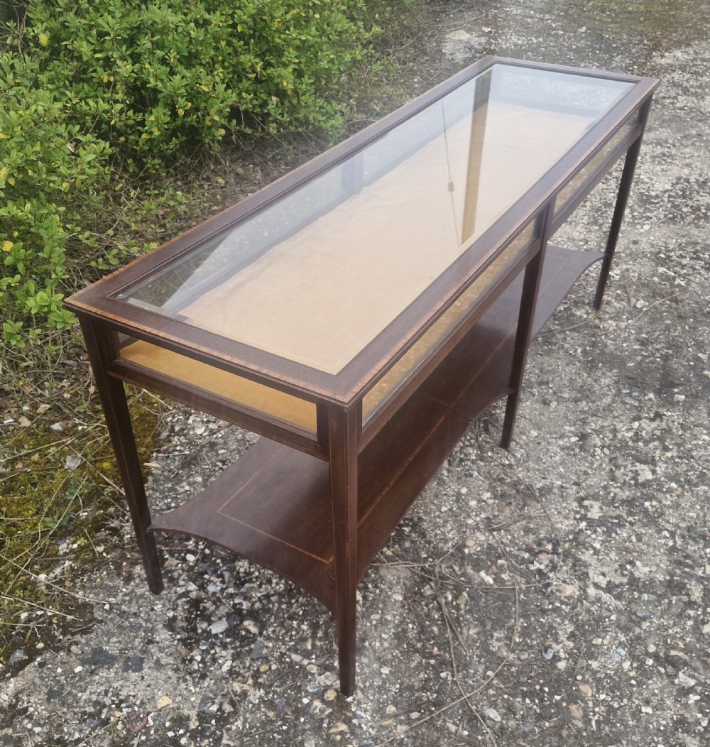 Inlaid mahogany double bijouterie display table. View XIX