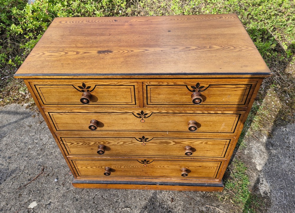 Good original Victorian chest of drawers.  View VIII