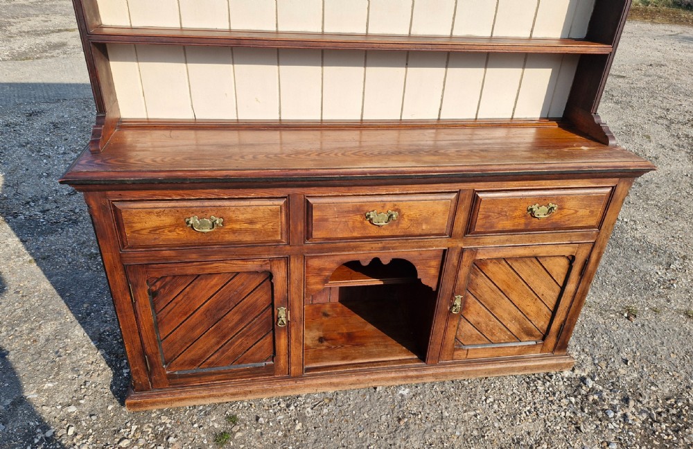 Good solid pitch pine 2 part kitchen dresser.  View V