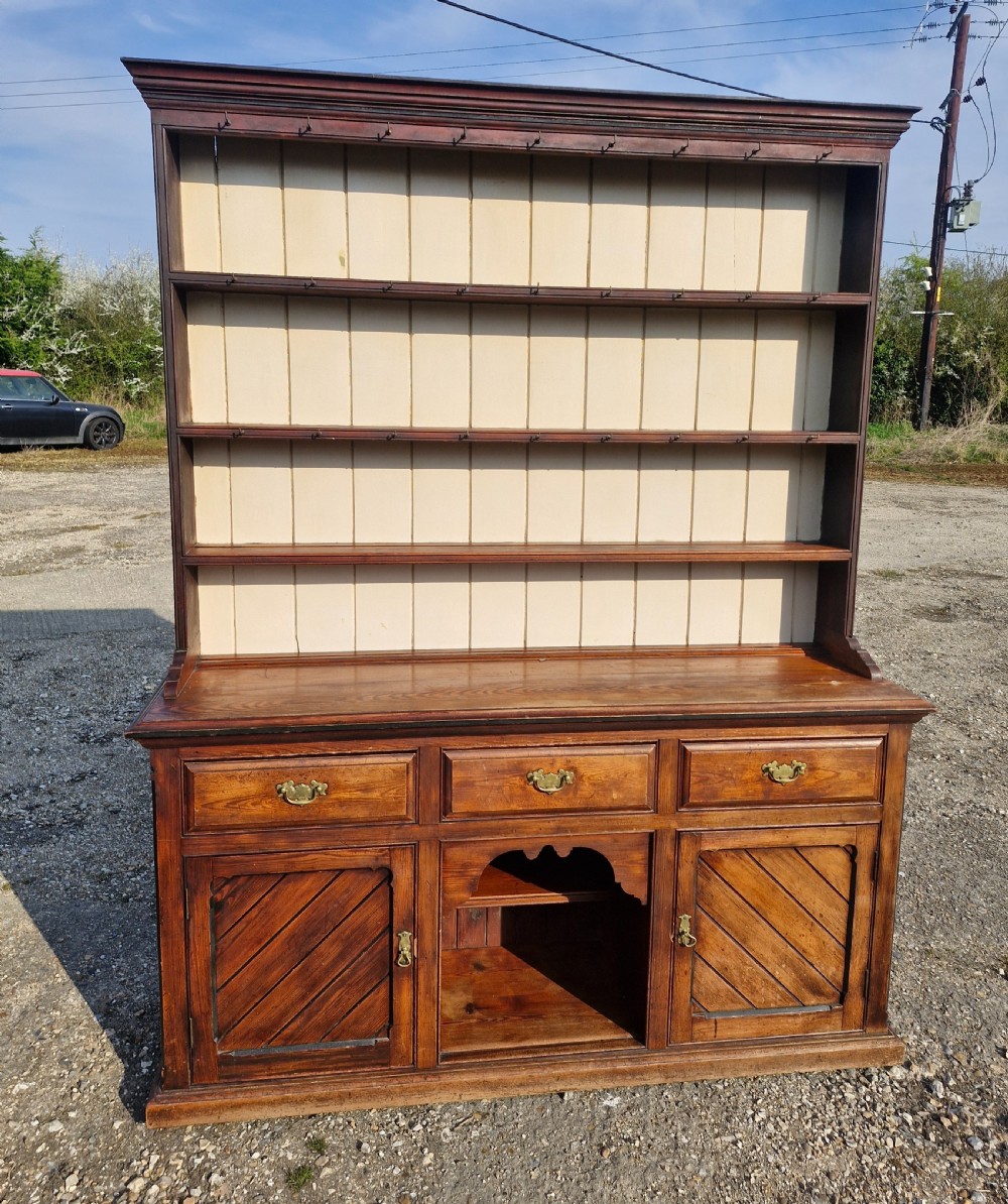 Good solid pitch pine 2 part kitchen dresser.  View XI