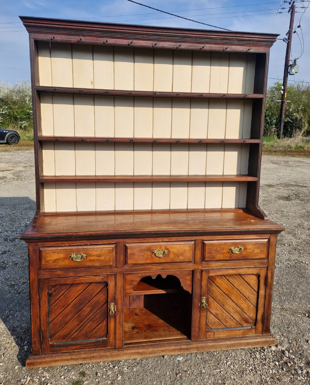 Good solid pitch pine 2 part kitchen dresser.  View XII