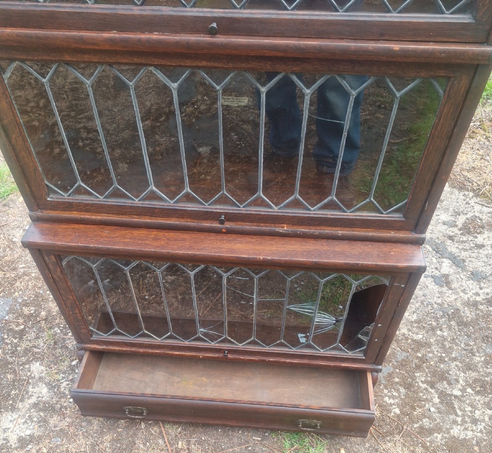 Oak Leaded glazed Globe Wernicke bookcase.  View II