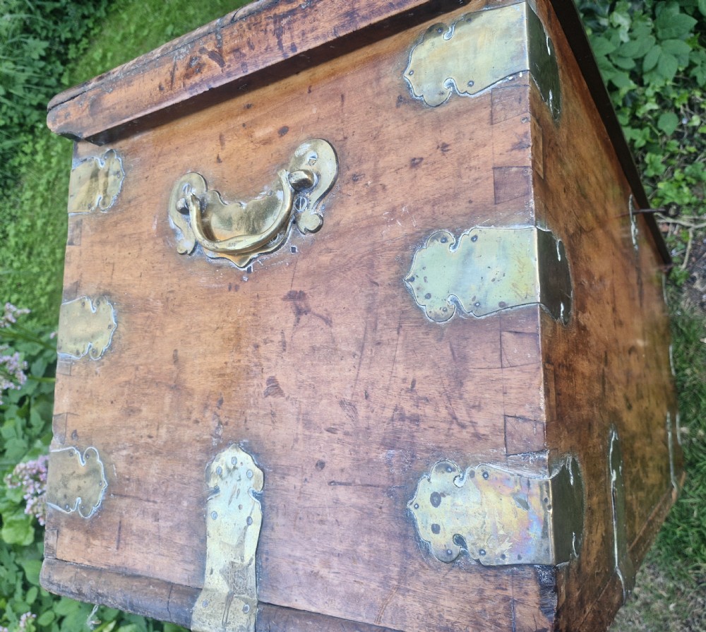 19th century camphor wood and satinwood travelling trunk. View XI