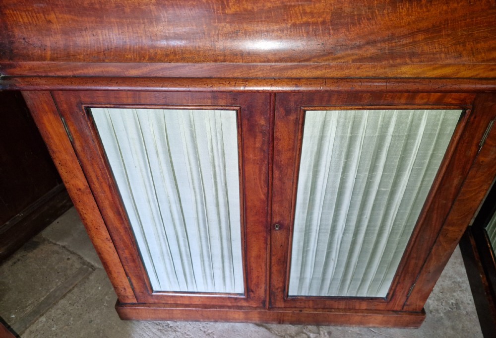 Mid 19th mahogany 2 door side cabinet.  View IV