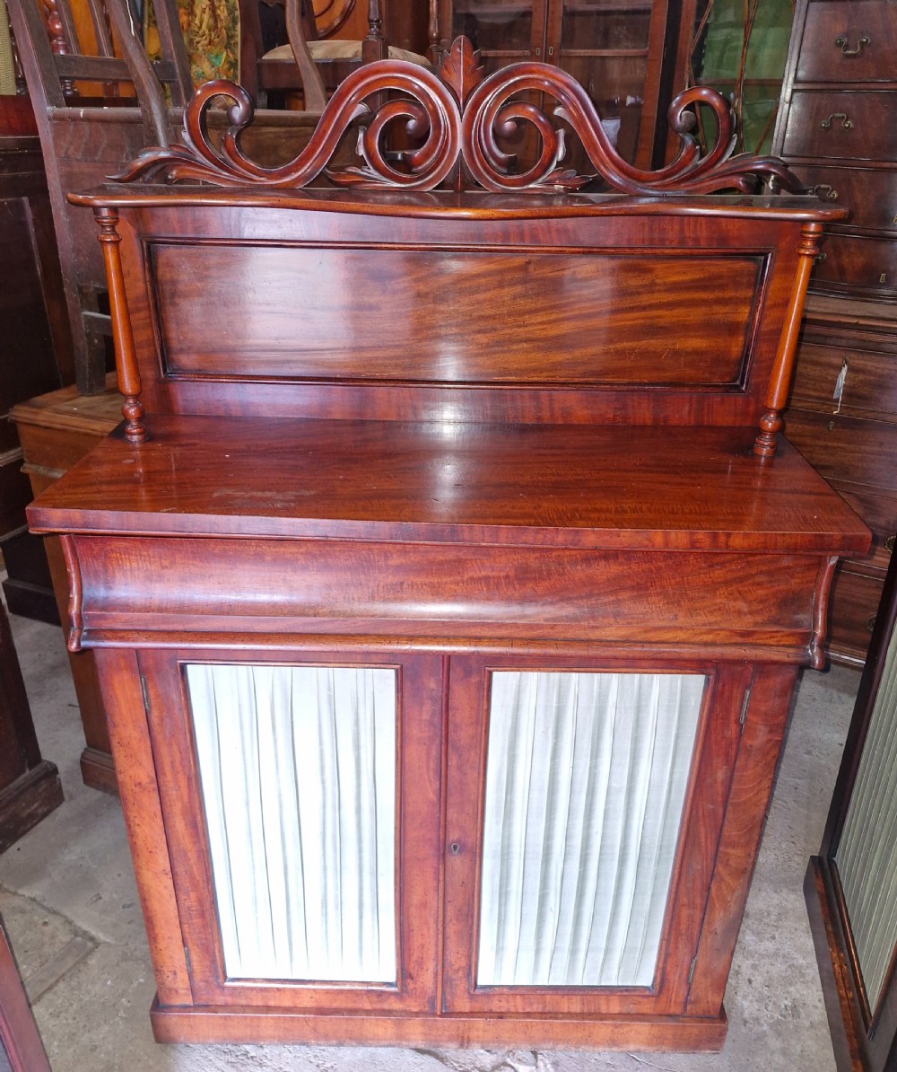 Mid 19th mahogany 2 door side cabinet.  View V