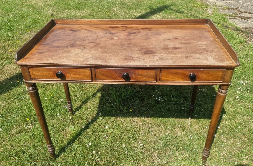 Regency mahogany 3 drawer side table 