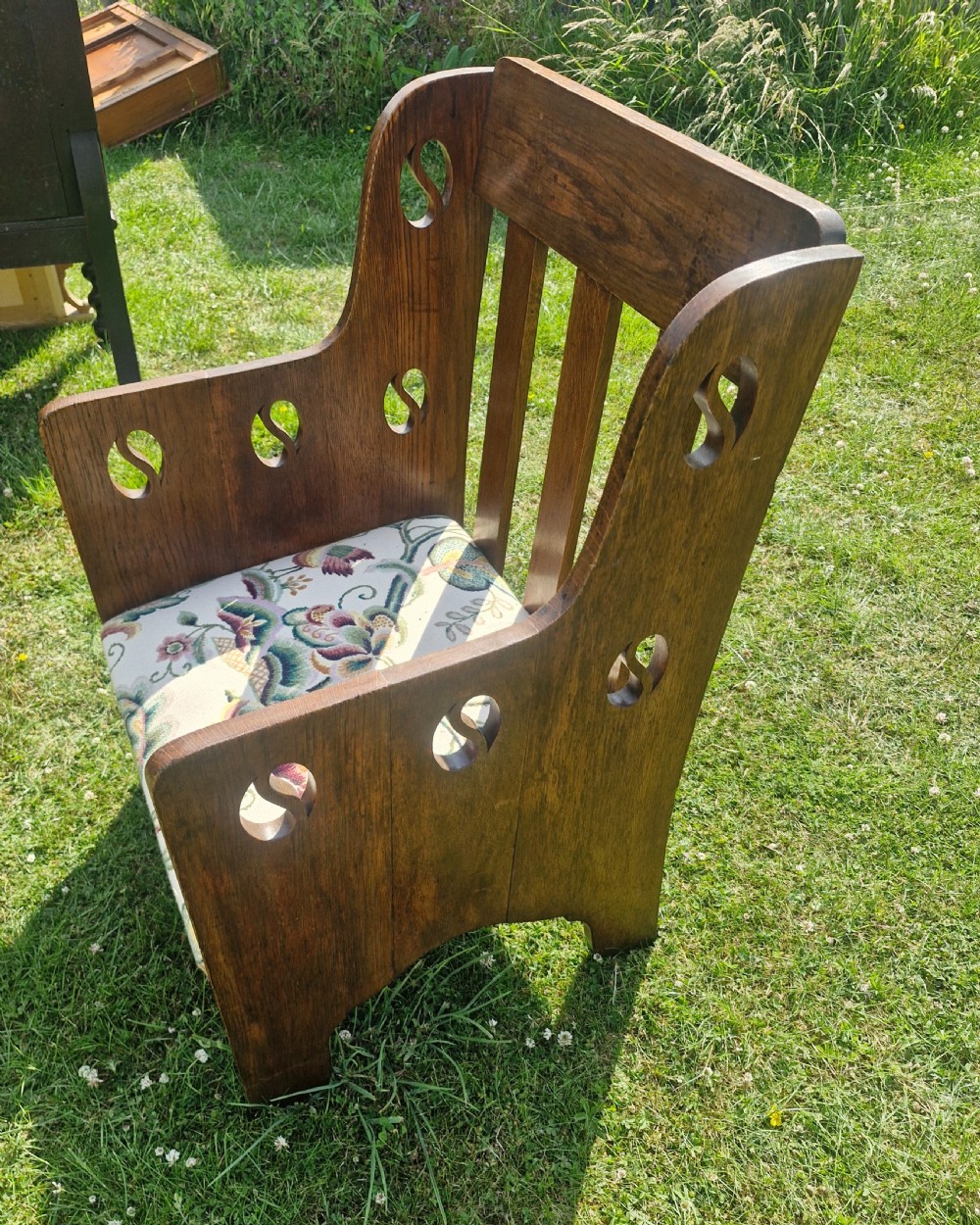 Oak Goodyer's arts and crafts armchair.  View VI