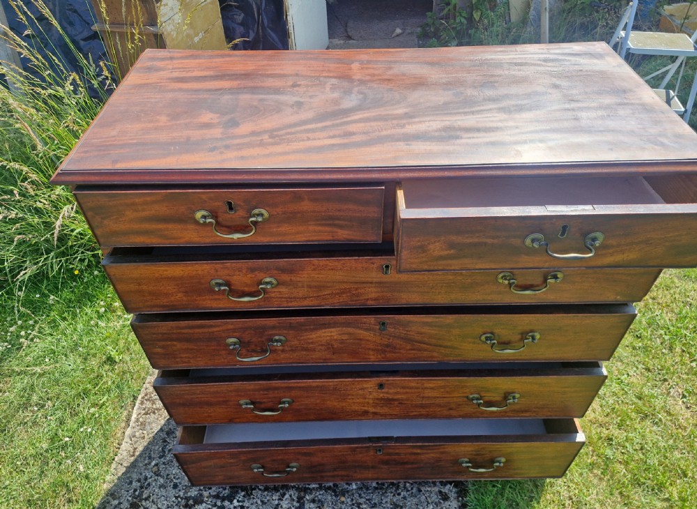 Useful late Georgian mahogany chest of drawers.  View II