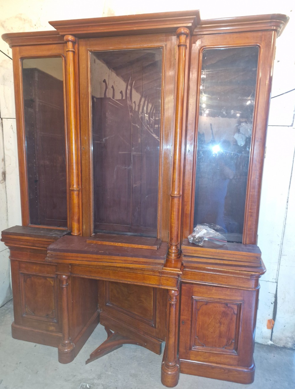 Victorian mahogany library bookcase  View IV