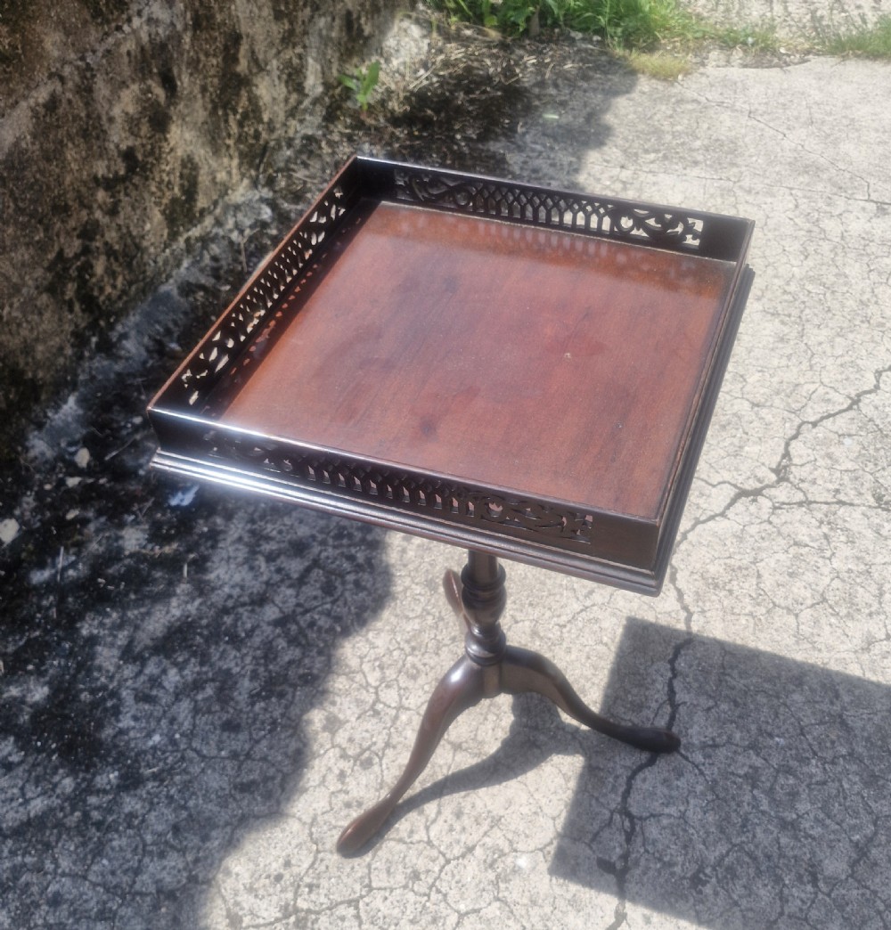 Edwardian mahogany kettle stand.  View II