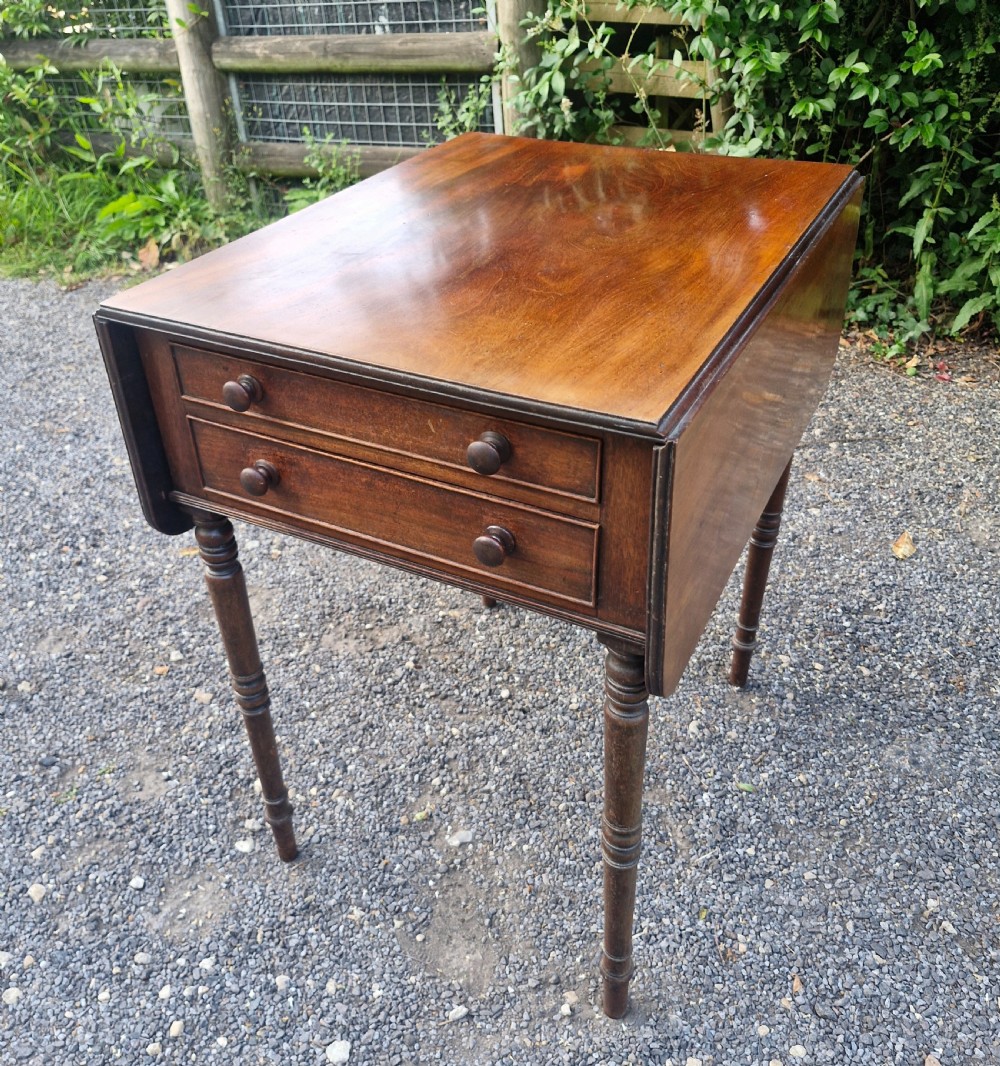 Regency mahogany 2 drawer lamp table.
