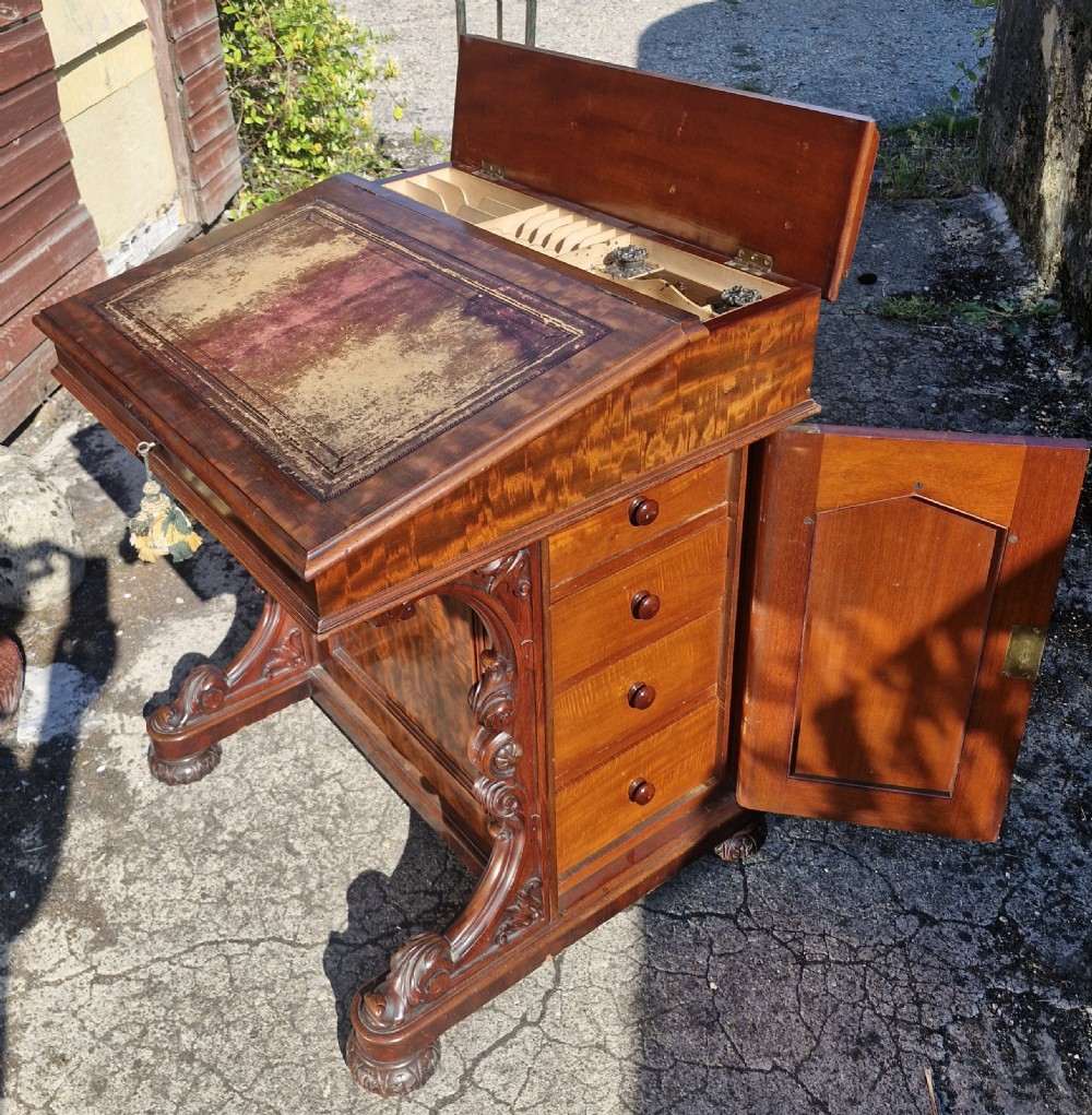 Large good quality Victorian davenport.  View III