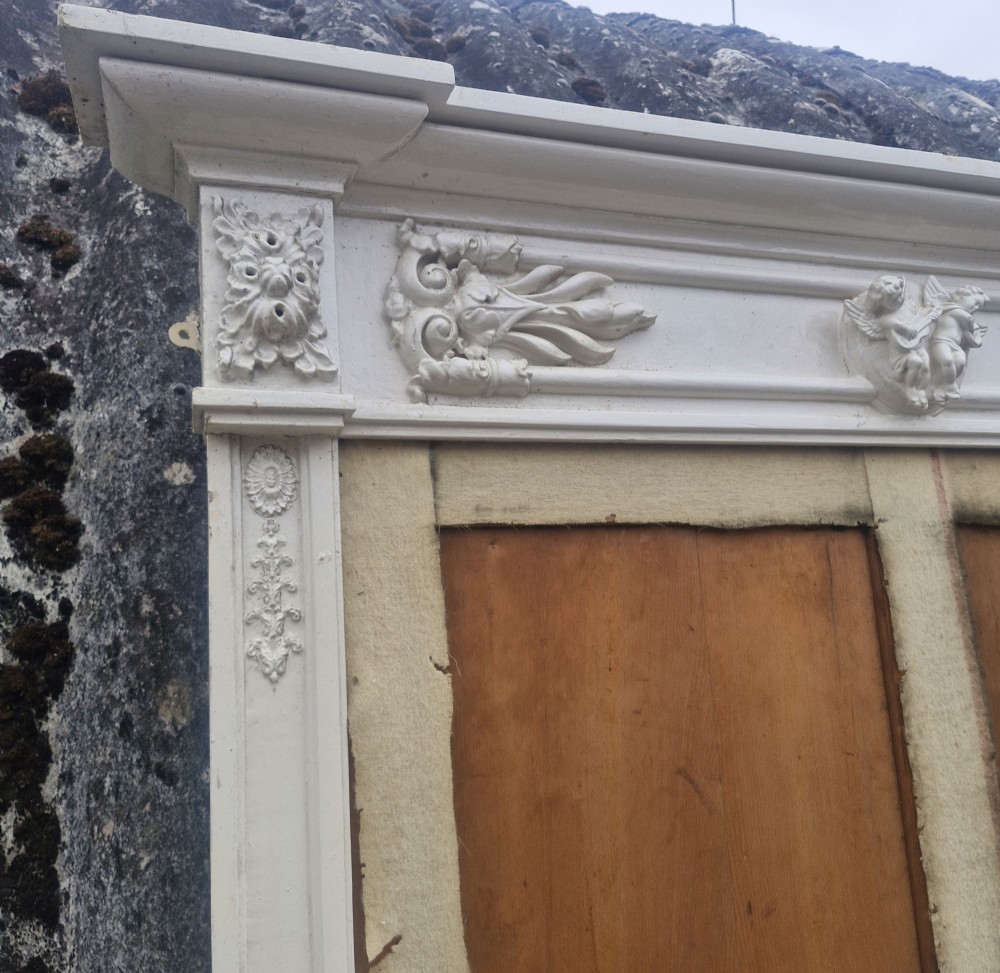 Large Victorian hall mirror frame. View VII