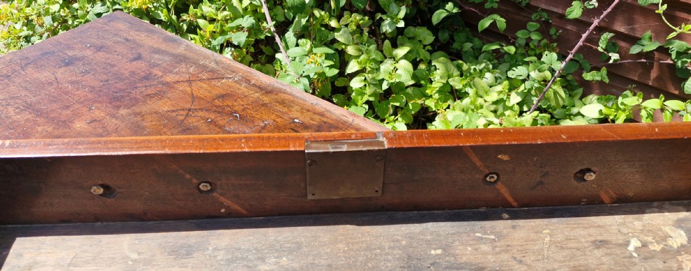 18th century chest of drawers with slide. View V