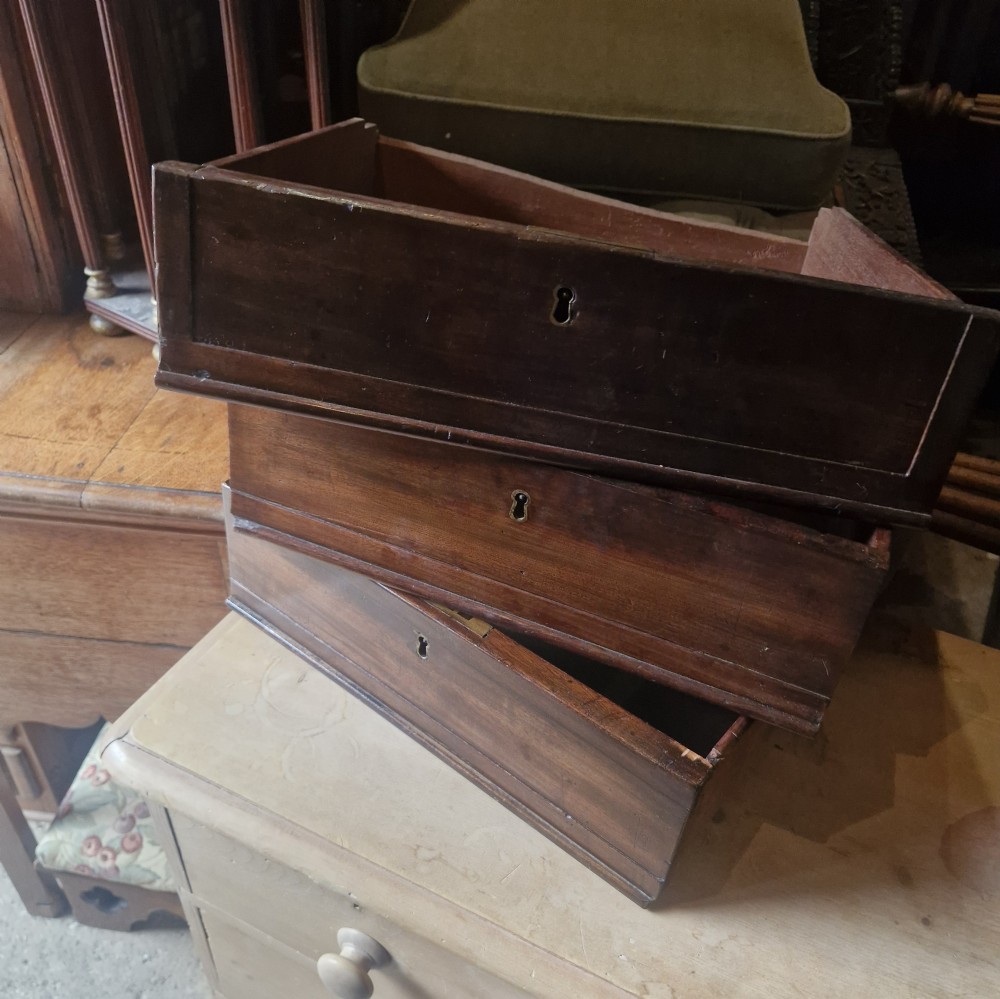 Mahogany partners writing table in the manner of Gillows.  View XI