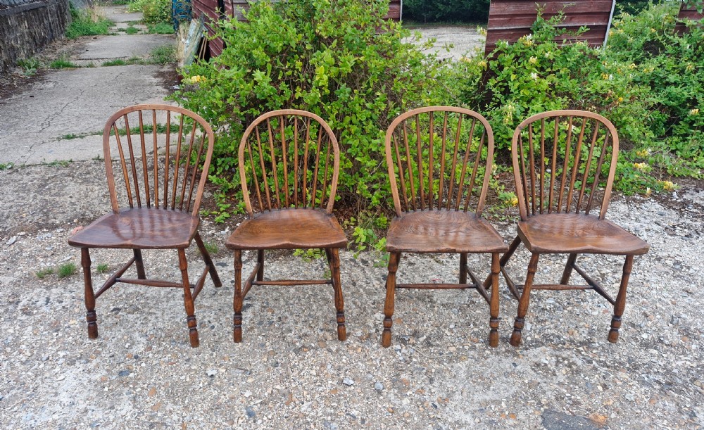 Set of 4 early 19th century West Country Windsor kitchen chairs. 