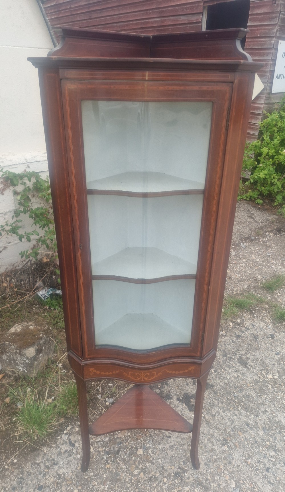 Edwardian inlaid mahogany corner bijouterie display cabinet. 