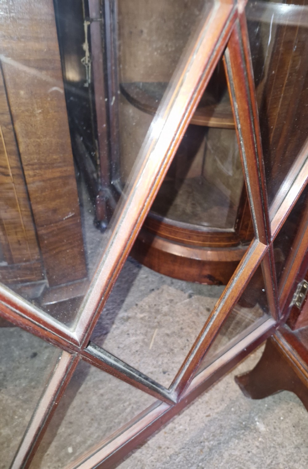 Good quality Edwardian inlaid mahogany bookcase cabinet.  View XXI