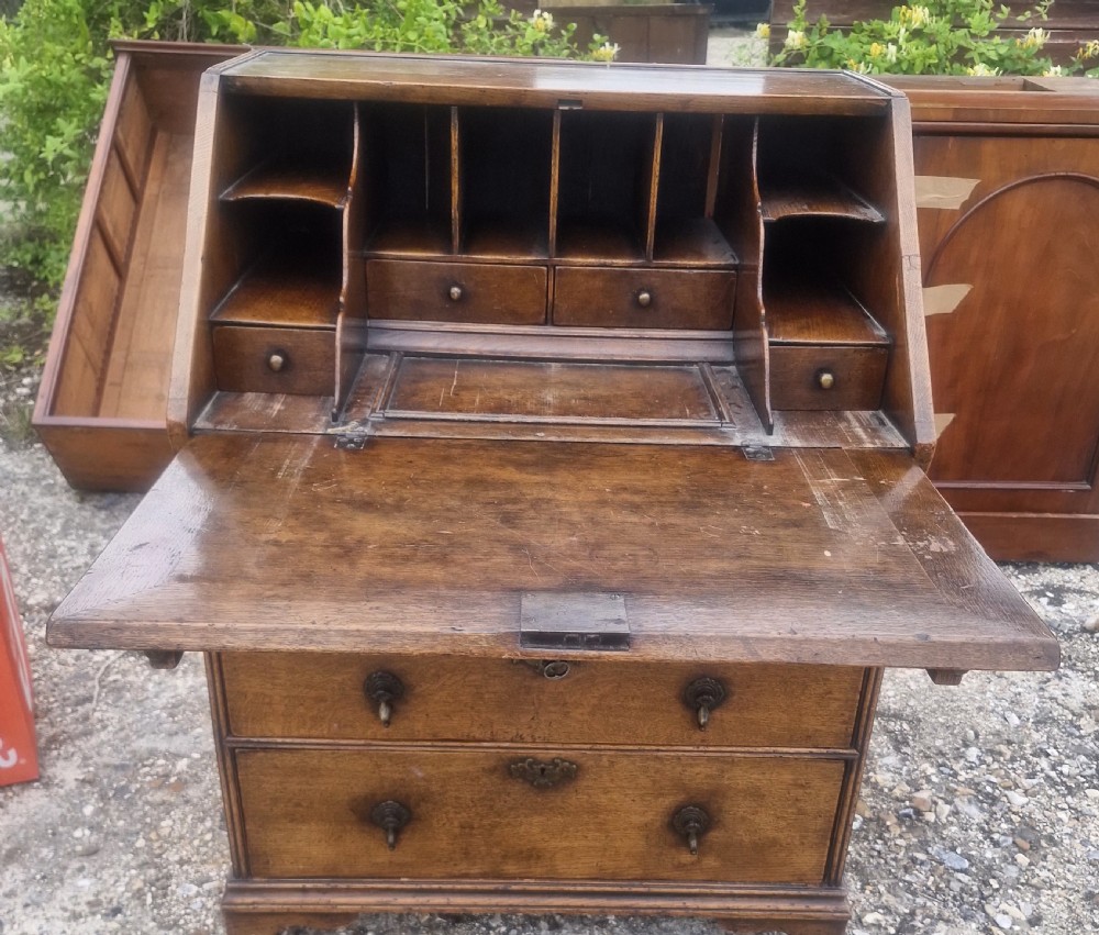 Small oak Queen Anne style bureau.  View VII