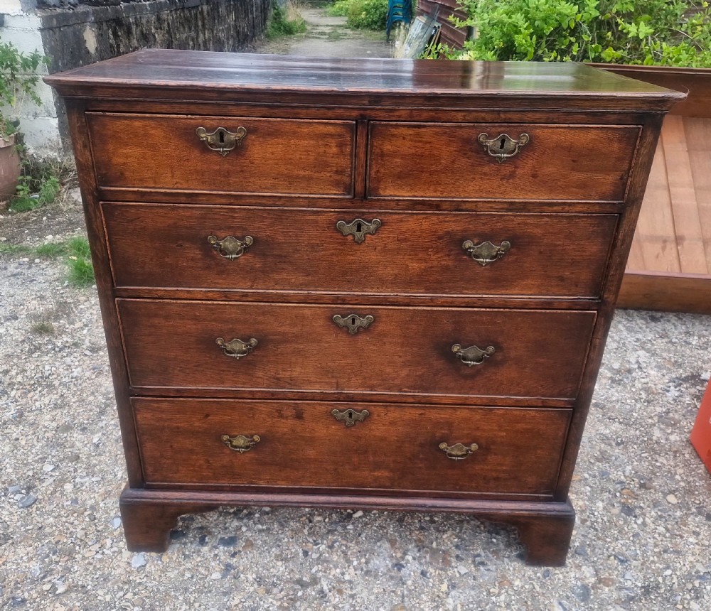 Mid 18th century oak chest of drawers. 