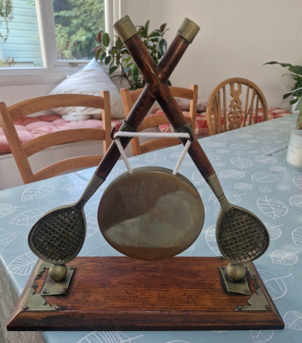 Highly unusual table top dinner gong.