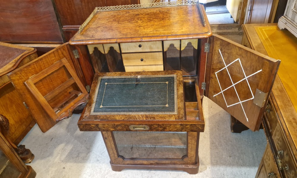 All singing and dancing fitted Victorian walnut music cabinet. 
