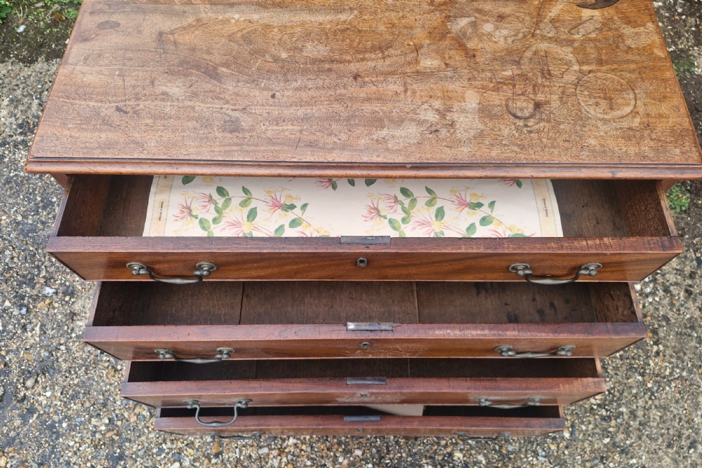 Georgian mahogany chest of 4 drawers.  View II