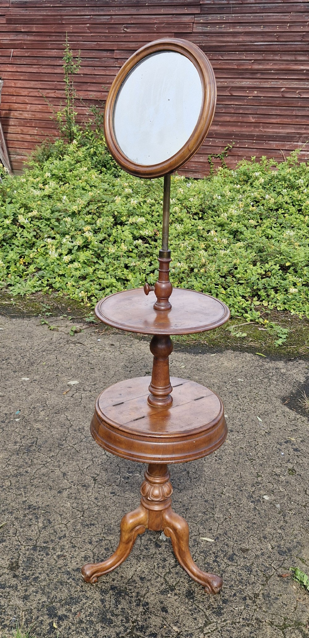 Victorian mahogany adjustable shaving stand. 