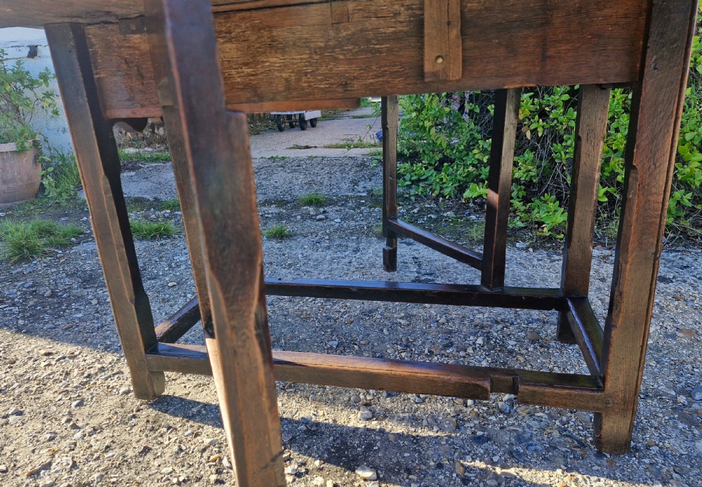 18th century oak Westmoreland Gate Leg kitchen dining table.  View XI