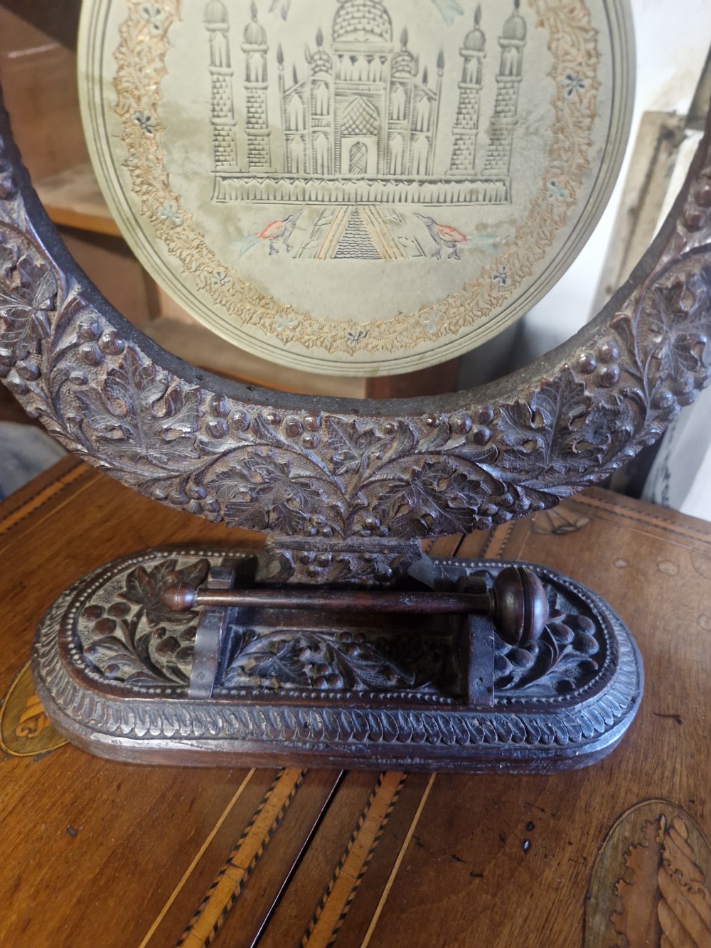 Table top carved Anglo Indian dinner gong. View VII